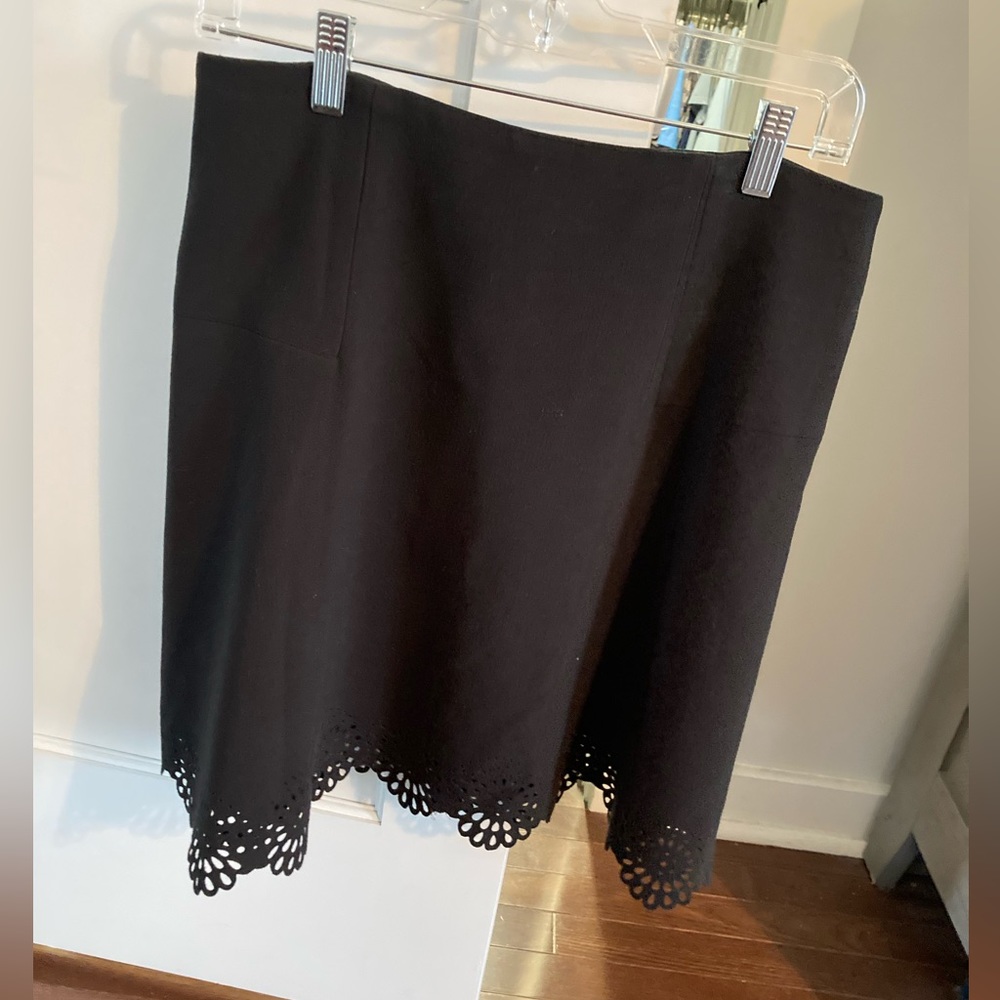 Loft black skirt with detail on bottom size 6